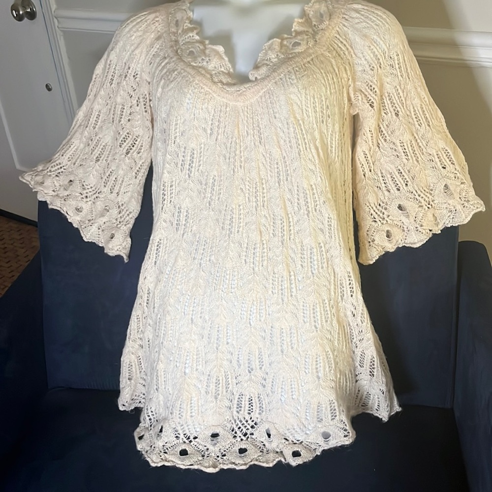 Free People Elegant Tan/Peach Knitted Women’s Sweater (Large)